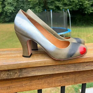 John Fluevog pumps painted circle abstract size 10